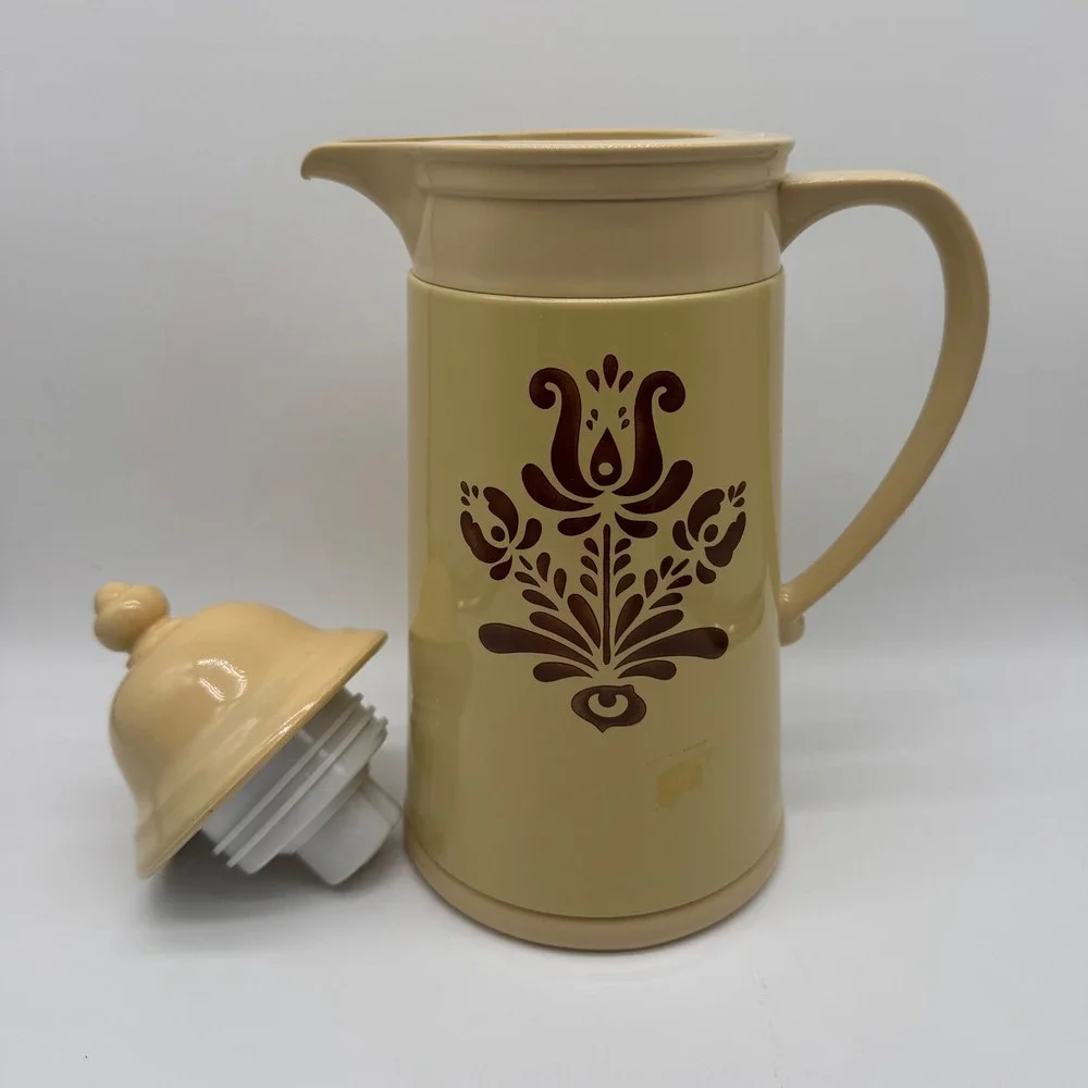 Vintage Pfaltzgraff Village Insulated Thermal Carafe Coffee Thermos Pitcher USA